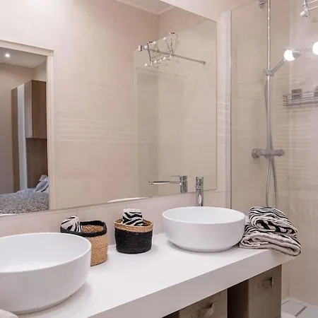 Apartmán Luxury With Large Terrace On Famous Rue D'antibes! - Pasteur By Halldis Cannes