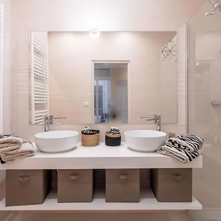 Apartman Luxury With Large Terrace On Famous Rue D'antibes! - Pasteur By Halldis *