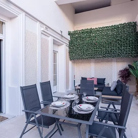 Luxury With Large Terrace On Famous Rue D'antibes! - Pasteur By Halldis * 戛纳