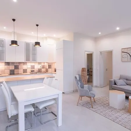 Luxury With Large Terrace On Famous Rue D'antibes! - Pasteur By Halldis 公寓 戛纳